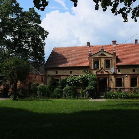 Вилла Cozy House In The Countryside Miedzylesie  Экстерьер фото