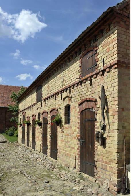 Вилла Cozy House In The Countryside Miedzylesie  Экстерьер фото