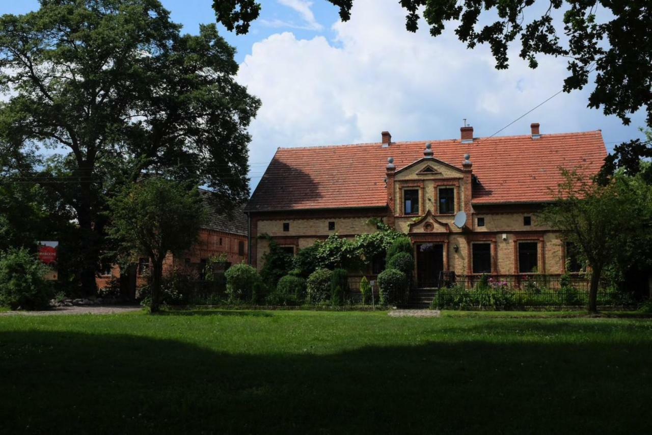 Вилла Cozy House In The Countryside Miedzylesie  Экстерьер фото